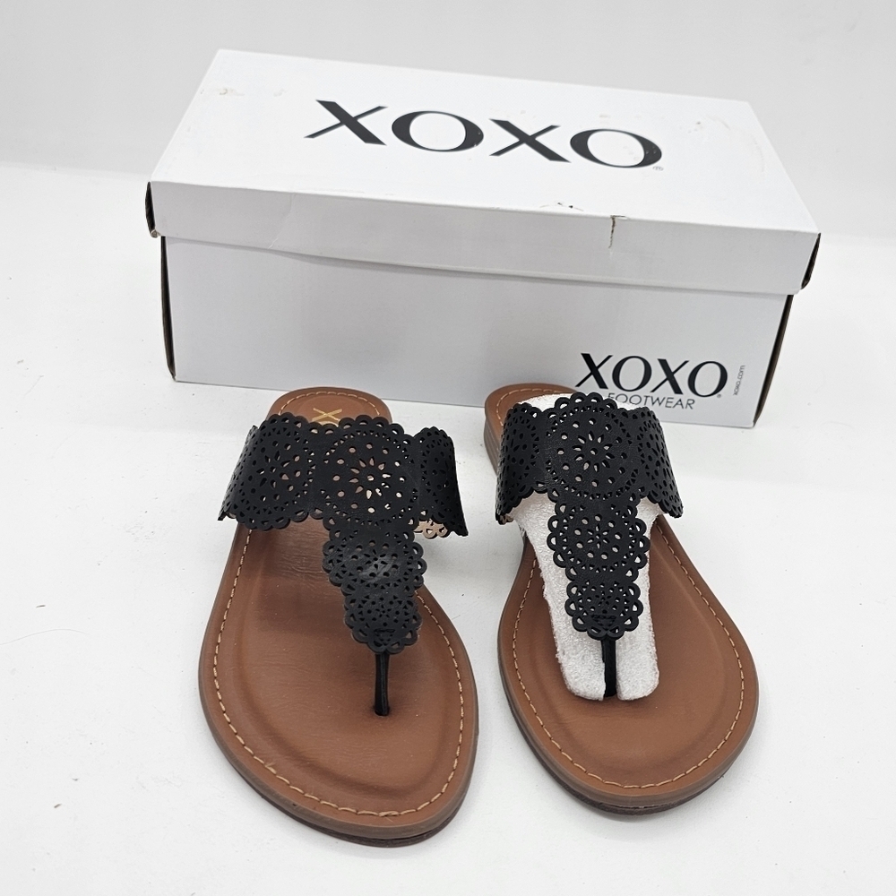 XOXO Rally Floral Cutout Thong Sandals Black Size 6 - Picture 5 of 8